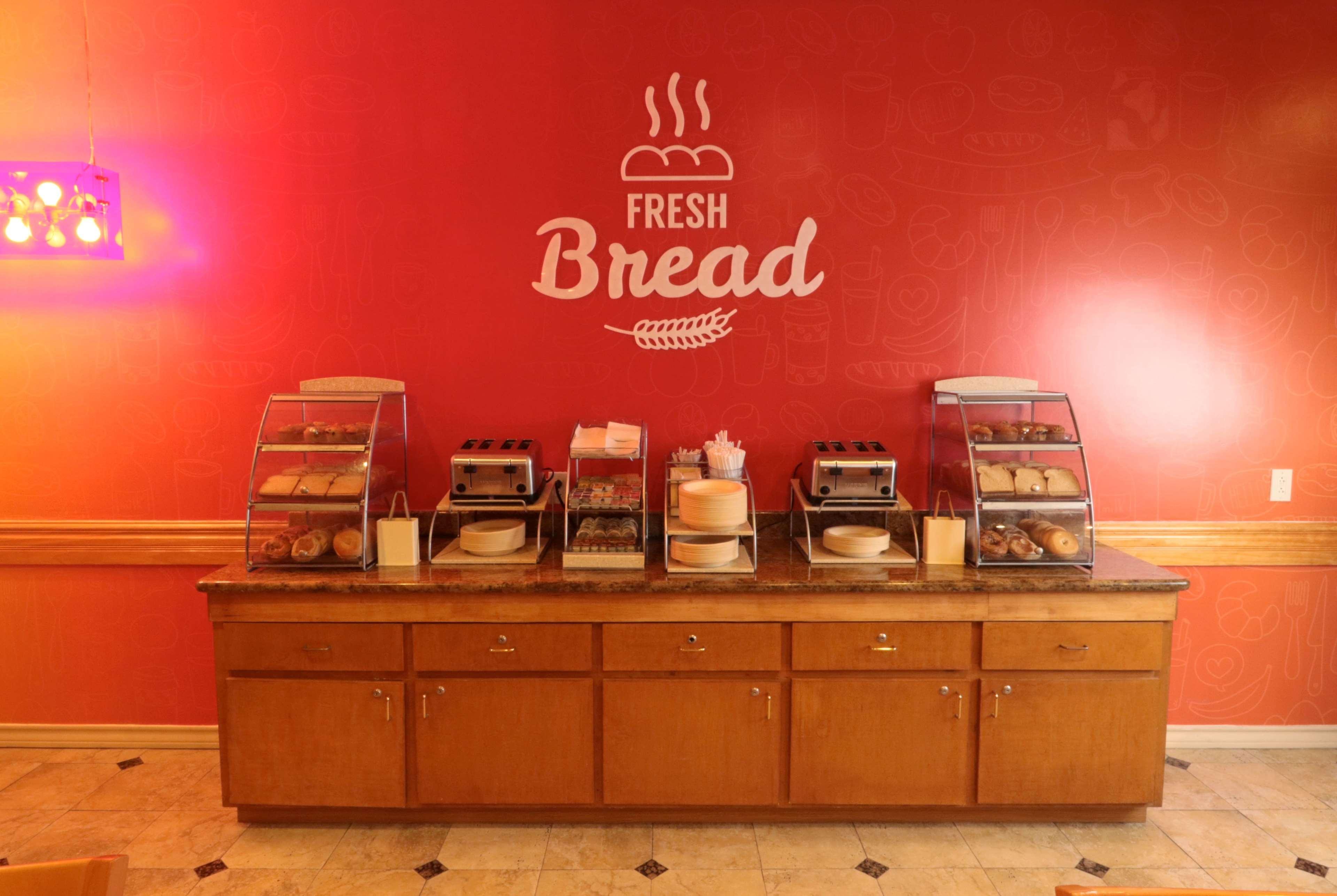 Wyndham Garden Mcallen At La Plaza Mall Kültér fotó